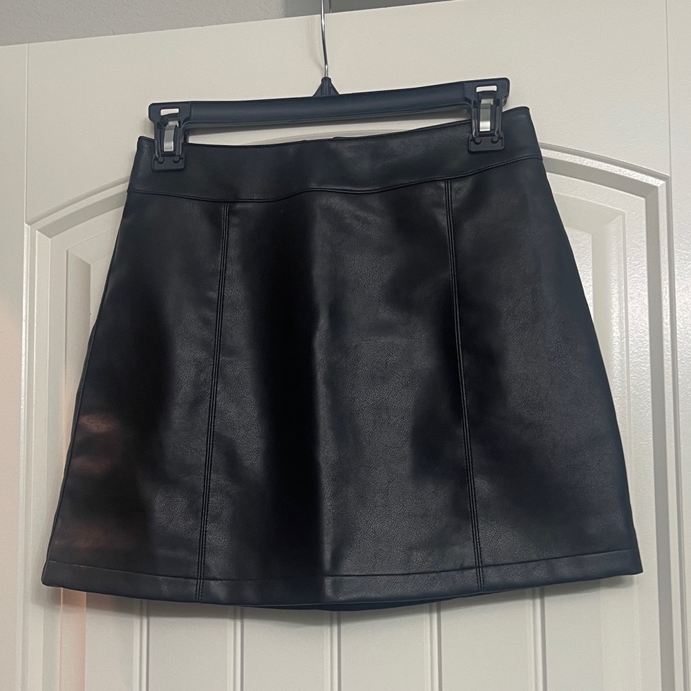Forever 21 Black Faux Leather Skirt